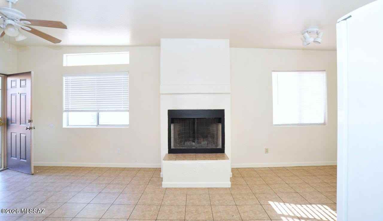 2721 N Dodge Blvd - Photo 7 of 35