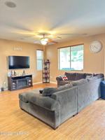 featured image of 686 W Calle Canto Sereno