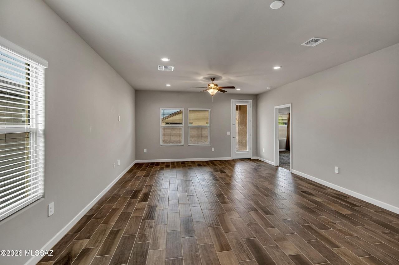 8836 W Weeping Dalea Dr - Photo 2 of 15