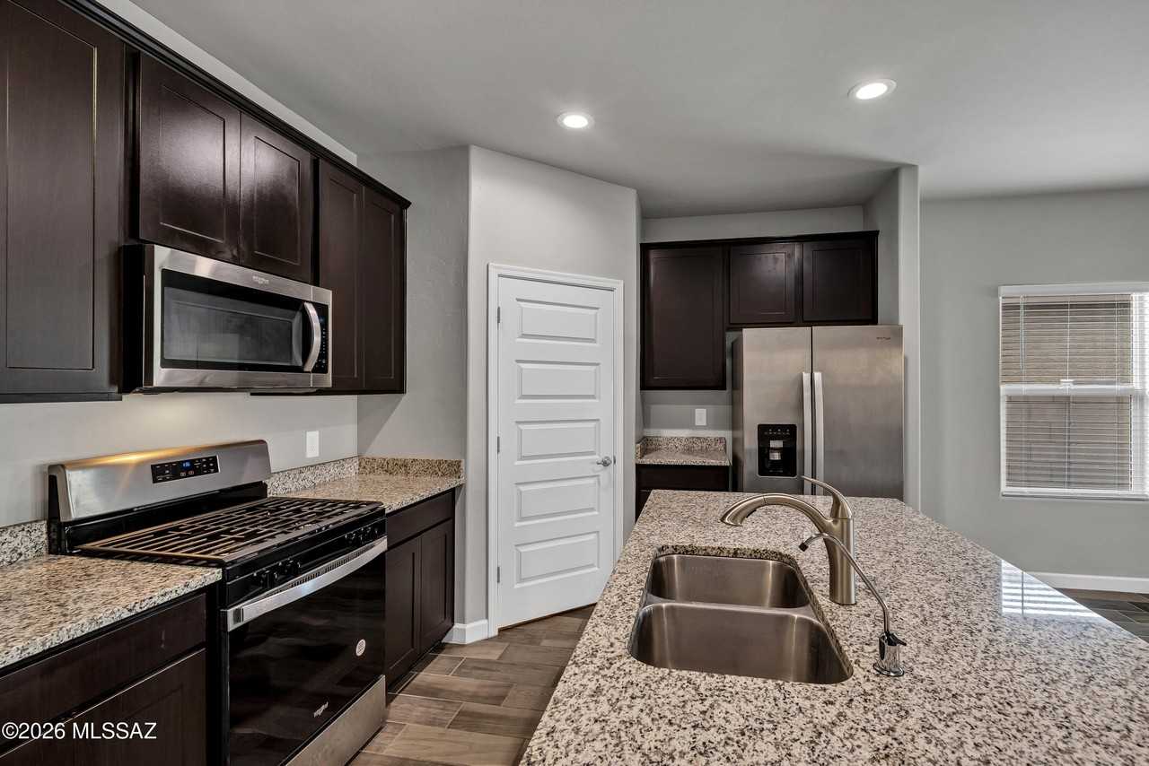 8836 W Weeping Dalea Dr - Photo 4 of 15