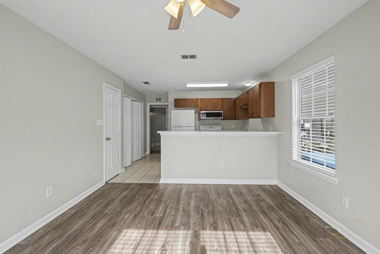 3250 Allison Marie Ct - Photo 4 of 34