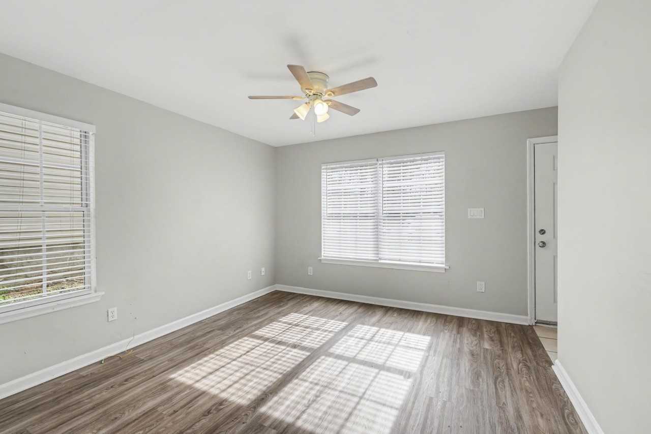 3250 Allison Marie Ct - Photo 7 of 34