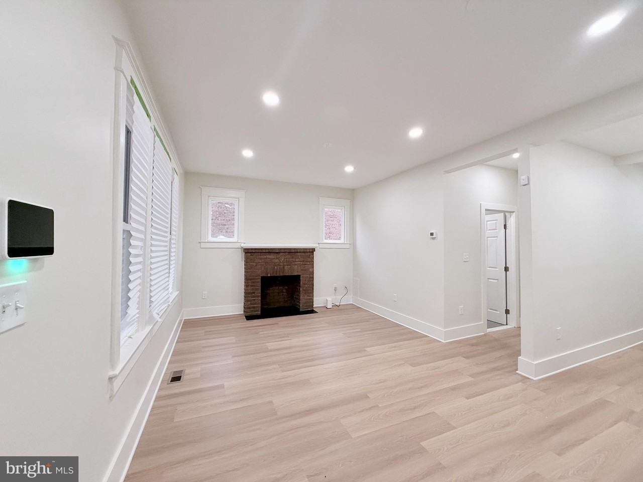 610 Raleigh Pl Se - Photo 6 of 15