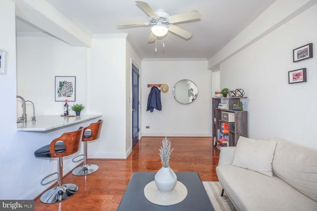 2100 19th St Nw Apt 701 #701 - Photo 6 of 24