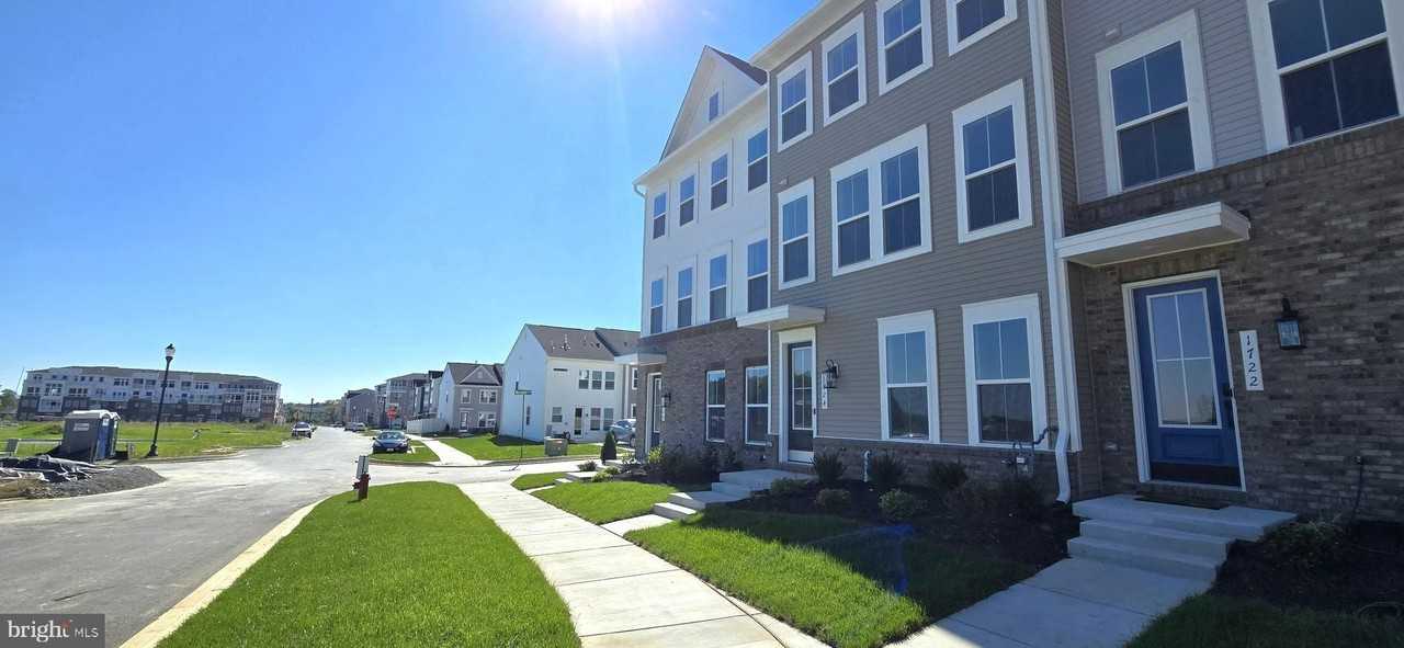 1726 Blacksmith Way Lot 91 - Photo 3 of 50