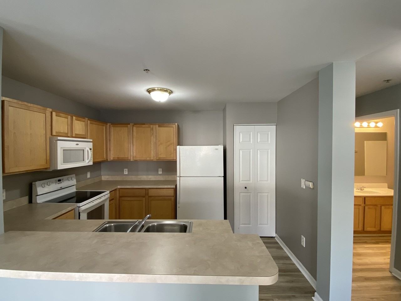 136 Bertram Dr - Photo 6 of 20