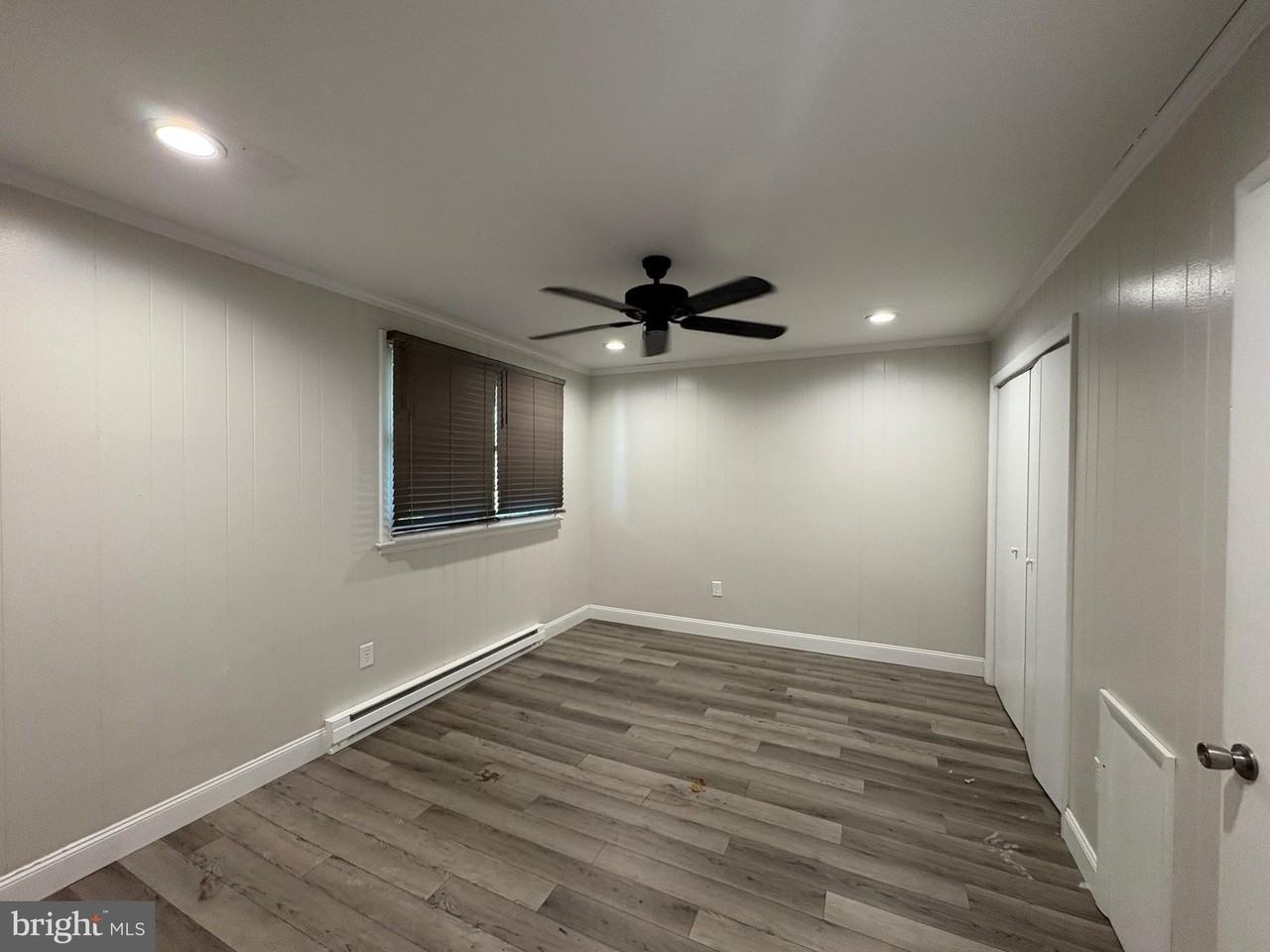 1056 Dual Pl #7 - Photo 3 of 6