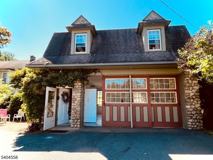 400 Church St Apt A #Apt A - Photo 1 of 1