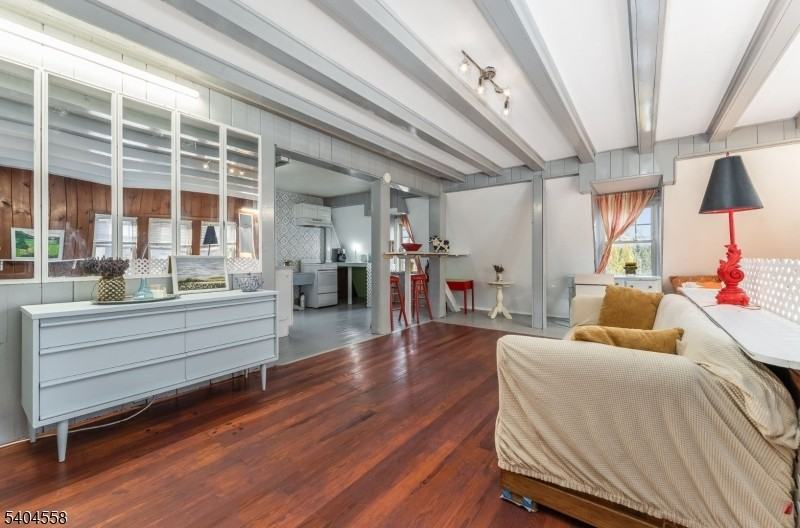 400 Church St Apt A - Photo 2 of 19