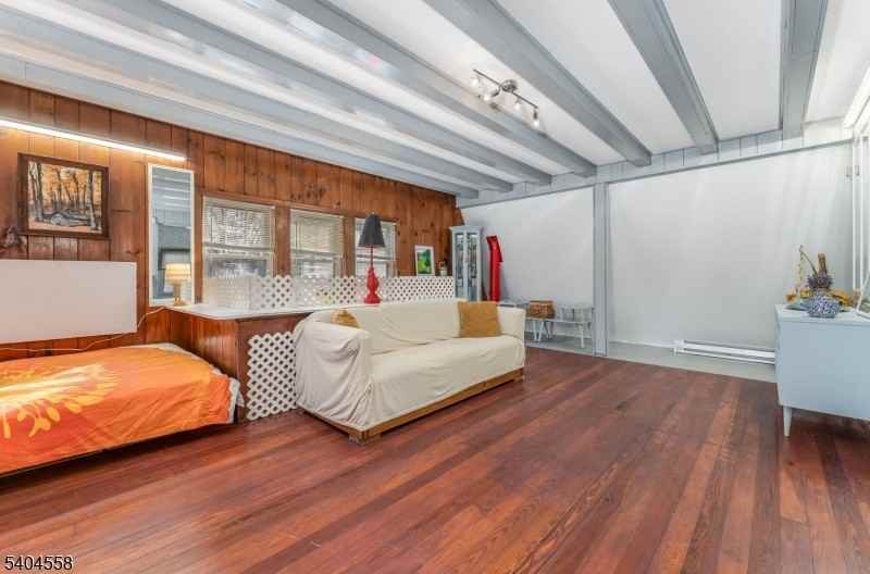 400 Church St Apt A - Photo 4 of 19