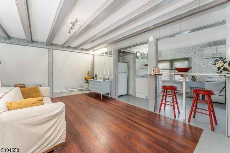 400 Church St Apt A - Photo 6 of 19