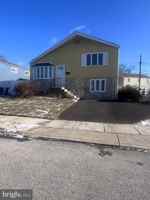 featured image of 2827 Galloway Ave