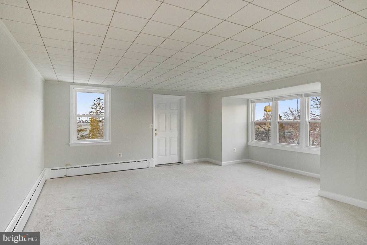 3868 Germantown Pike Apt 7 #7 - Photo 6 of 23