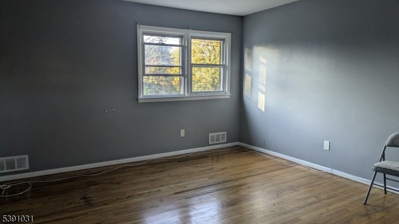 1211 ROBERT ST 2 ND FLOOR - Photo 6 of 11