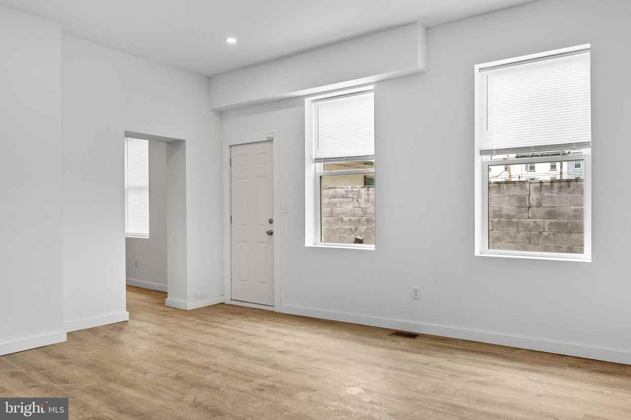 2652 Bridge St - Photo 2 of 18