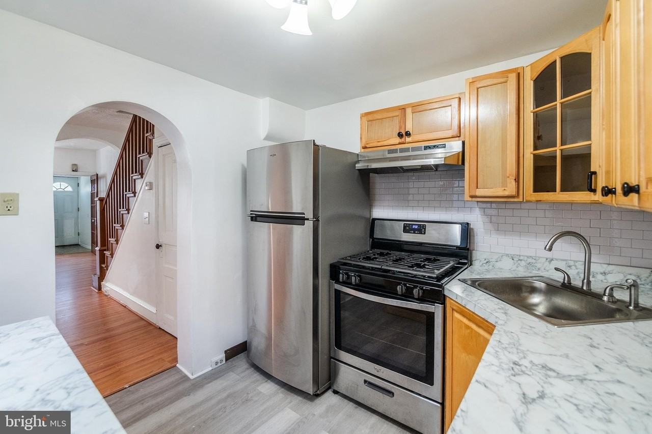 2036 N Palethorp St - Photo 5 of 15