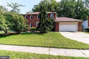 featured image of 9707 Glenway Ct