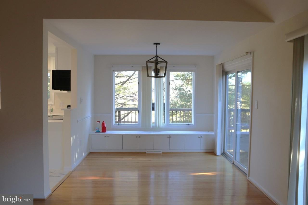 4507 Highland Green Ct - Photo 4 of 34