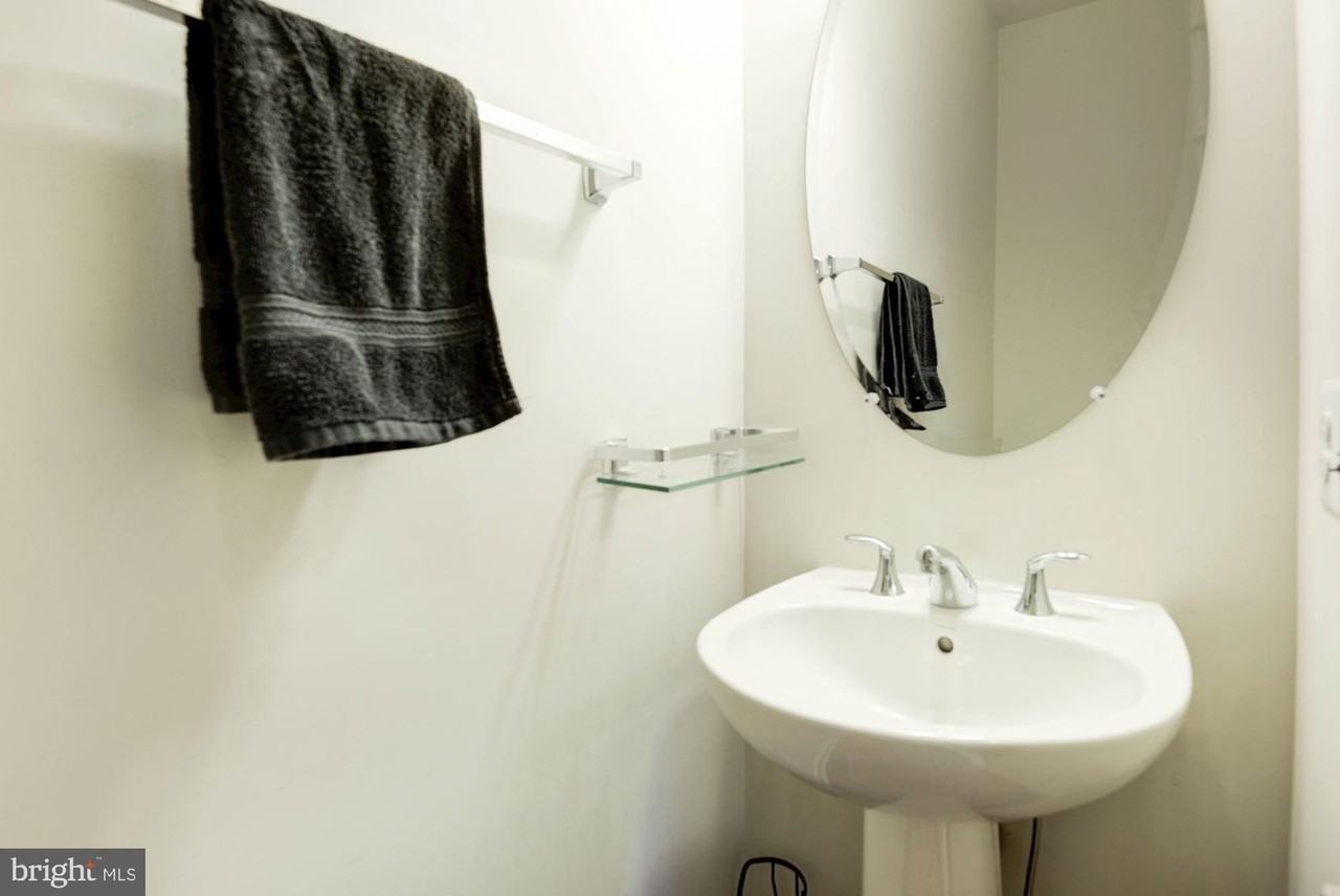 23540 Belvoir Woods Ter - Photo 7 of 29