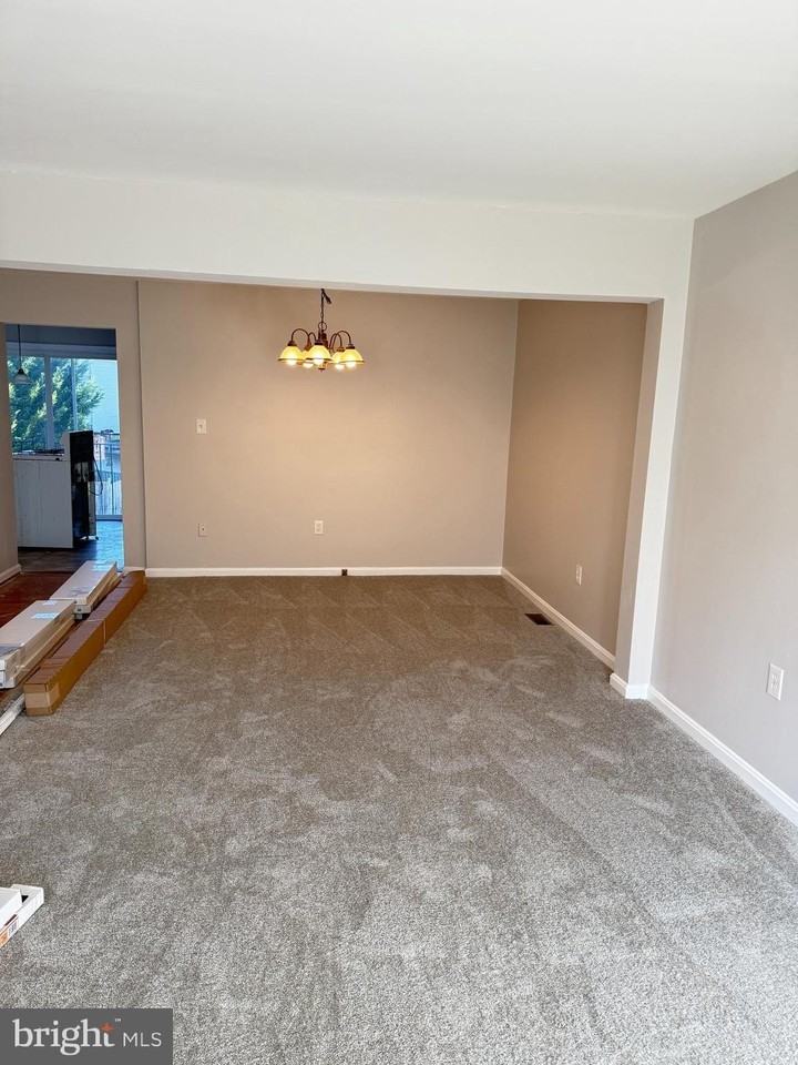 14662 Forsythia Ter - Photo 4 of 14