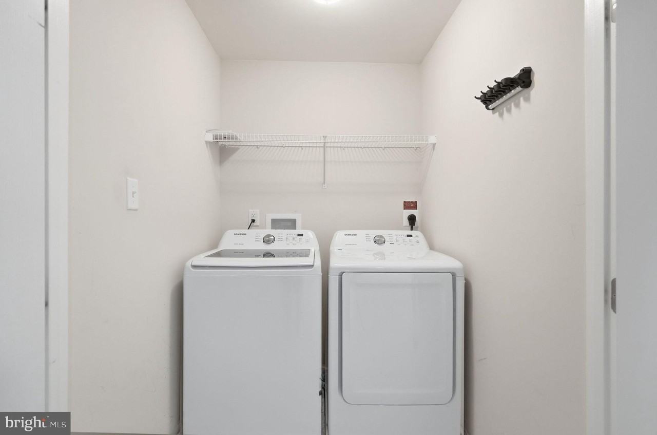 43 Cecily Way - Photo 7 of 31