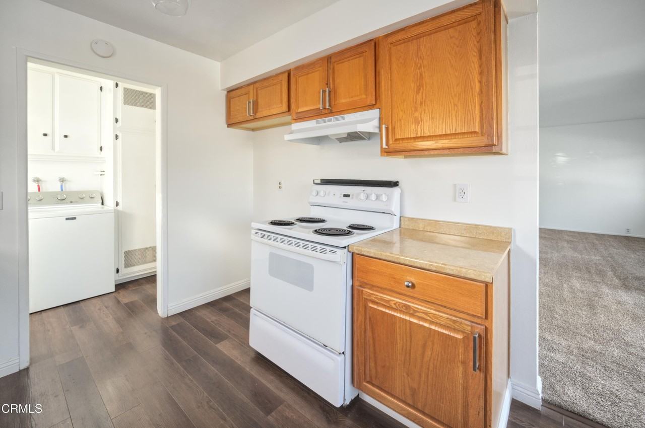 921 N M St - Photo 5 of 14