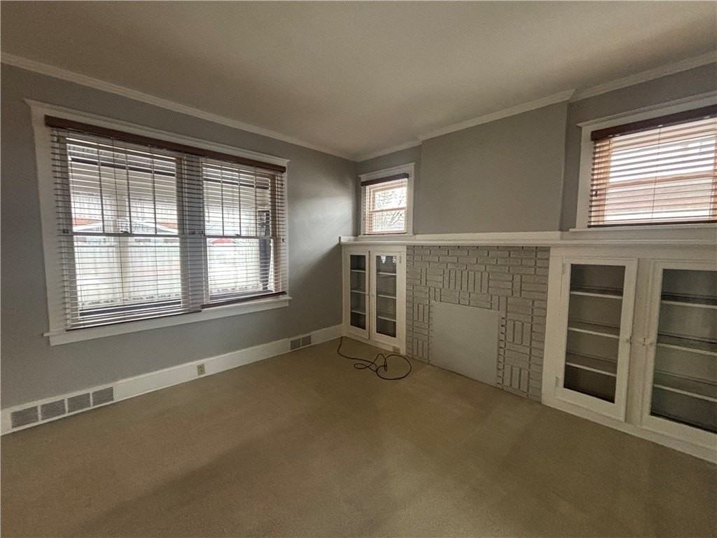 938 Atlantic Ave - Photo 4 of 21