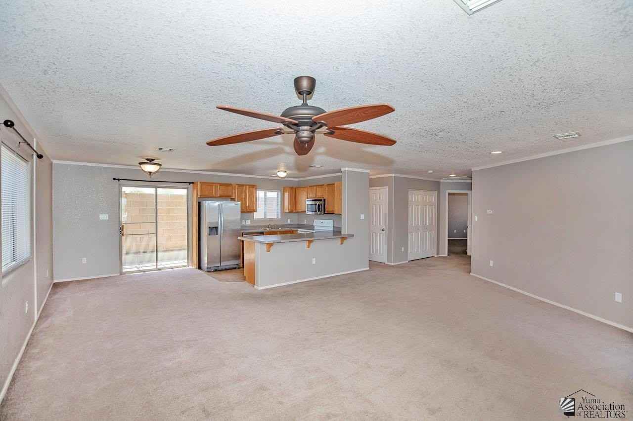 10490 S Typhoon Ave - Photo 7 of 22