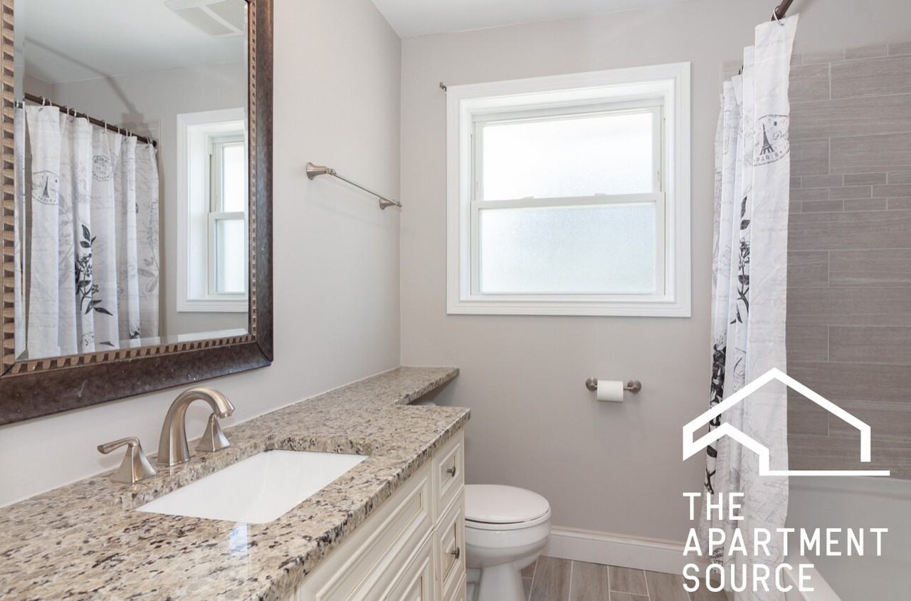 8108 S 85th Ave #SFH - Photo 7 of 17