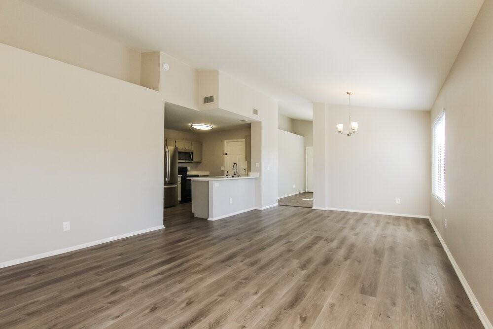 3154 W Via Montoya Dr - Photo 5 of 16