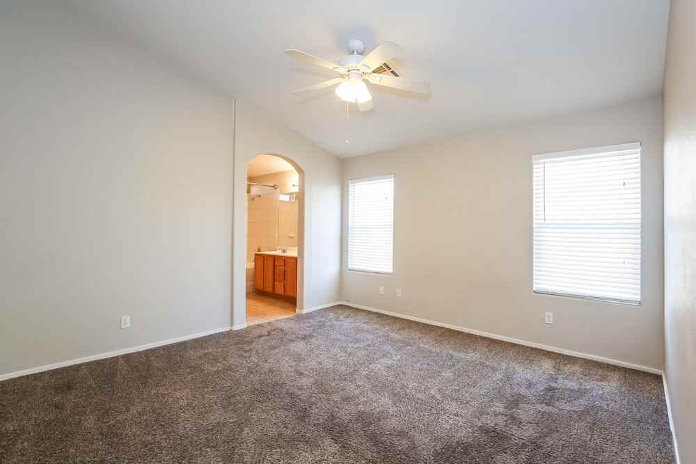 546 Truffles St - Photo 7 of 16