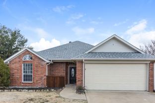 211 Brookhaven Cir - Photo 1 of 1