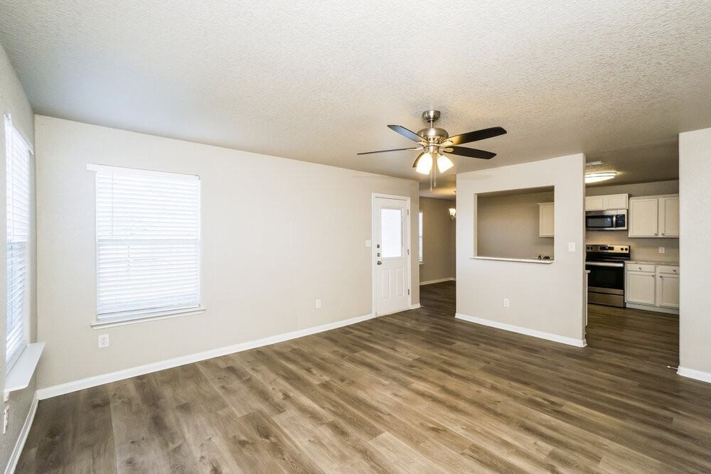 5410 Chase Cyn - Photo 5 of 17