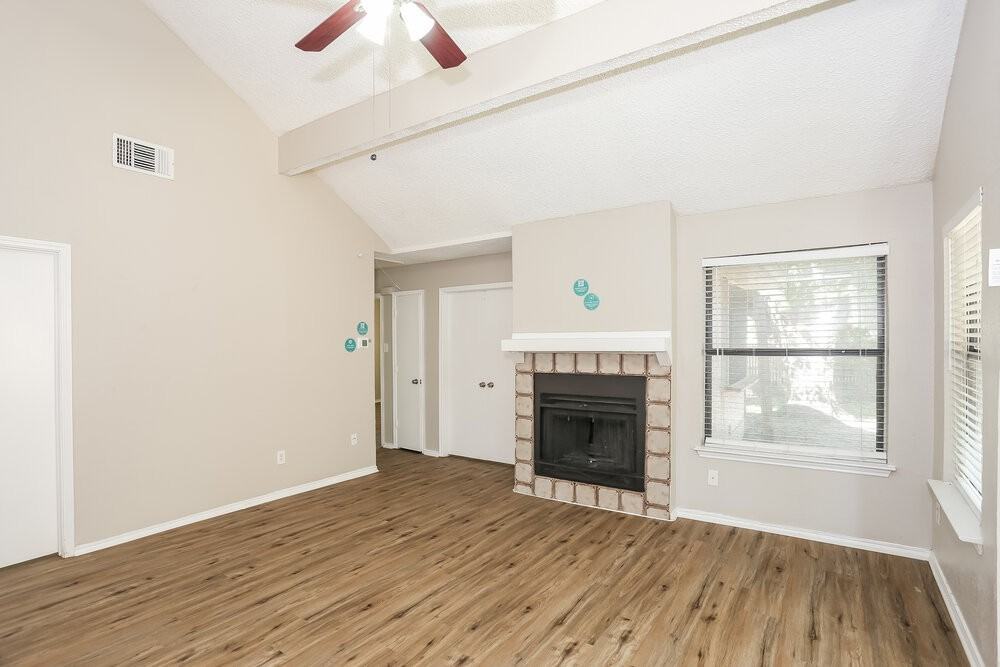 6306 Pilgrim Ln - Photo 4 of 16