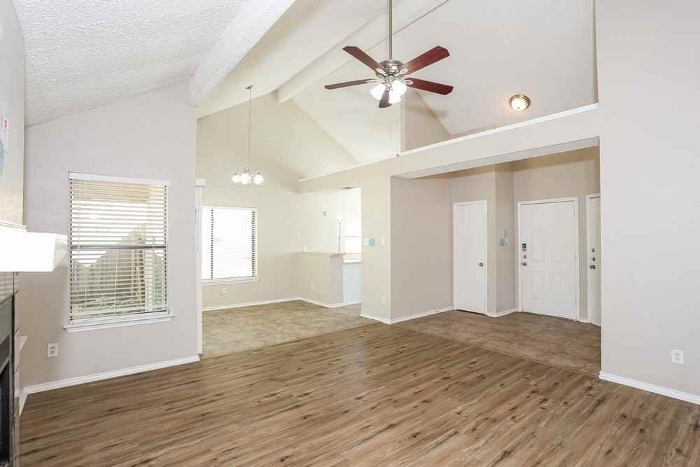 6306 Pilgrim Ln - Photo 5 of 16