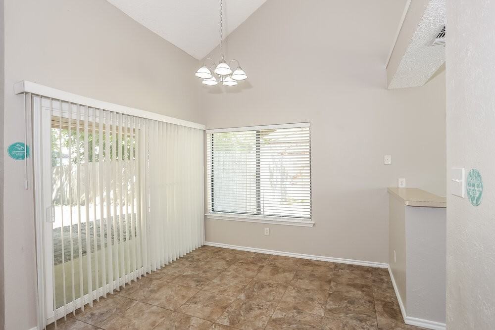 6306 Pilgrim Ln - Photo 6 of 16