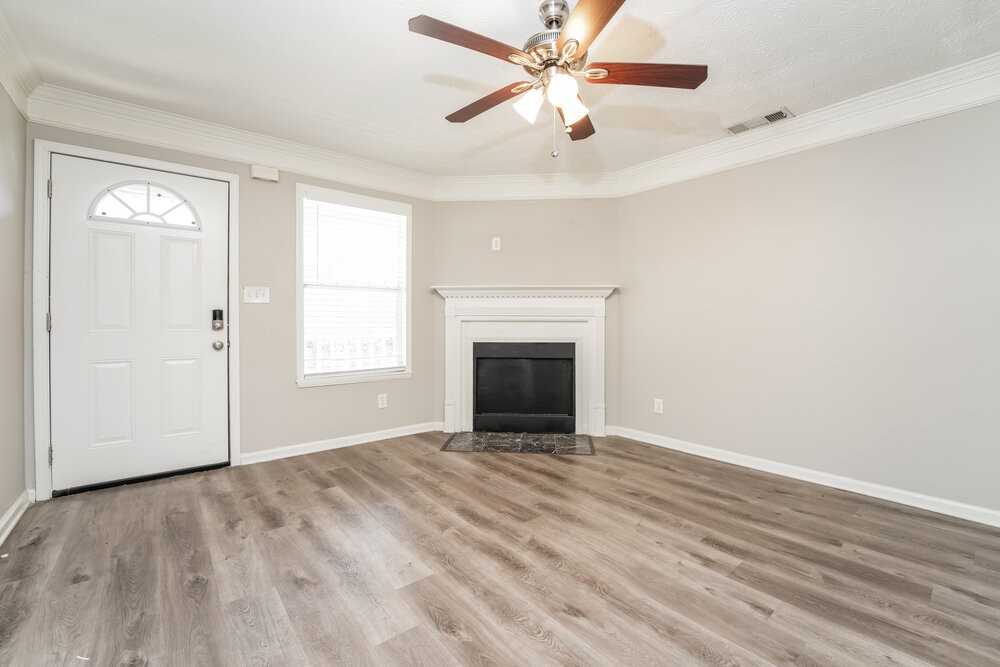 1569 Dillard Rd - Photo 5 of 20