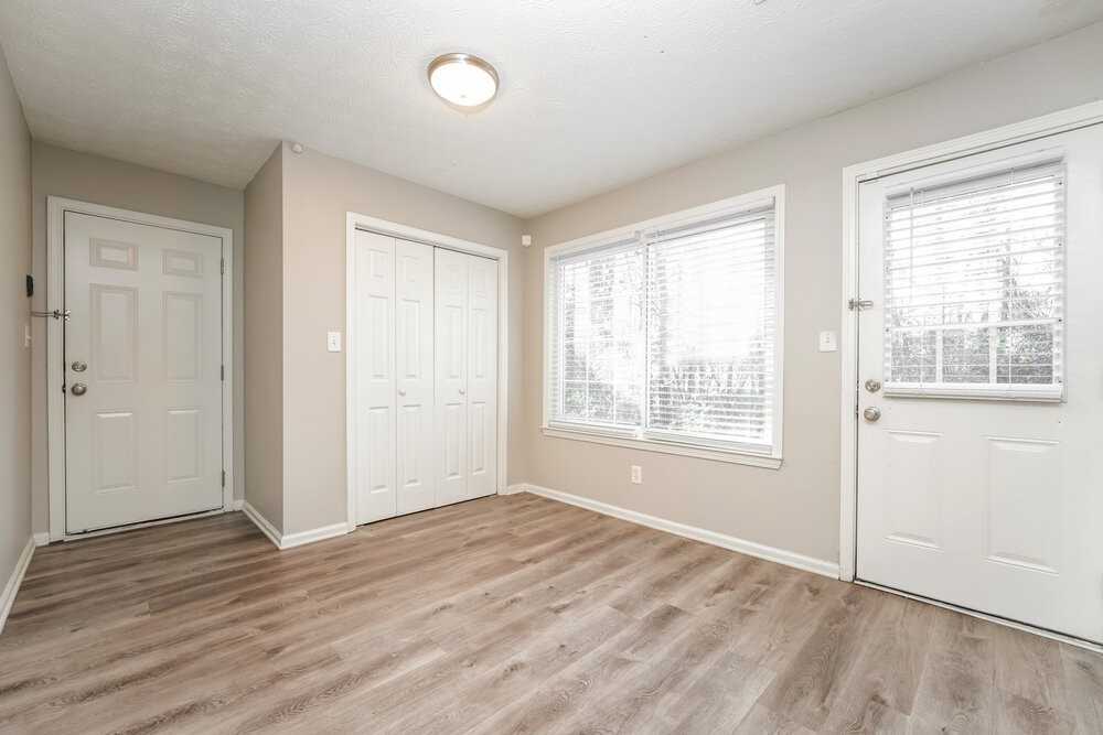 1569 Dillard Rd - Photo 7 of 20