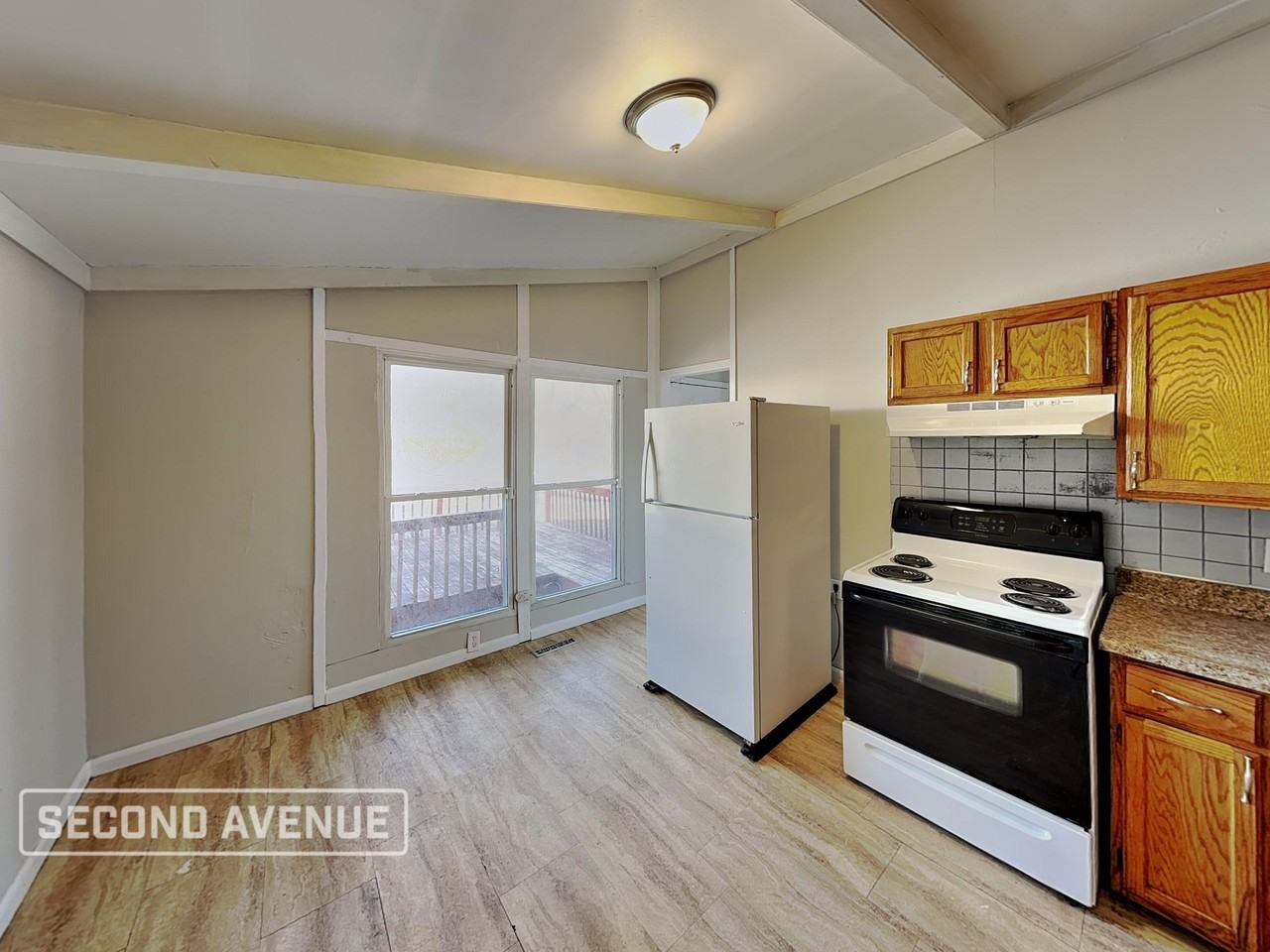 4007 E 45th St - Photo 2 of 20