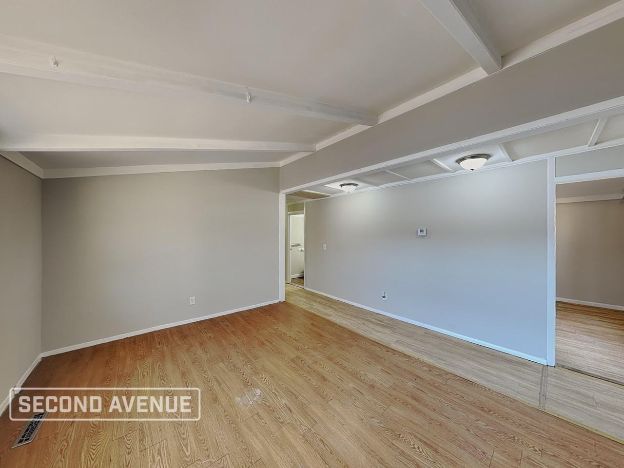 4007 E 45th St - Photo 5 of 20