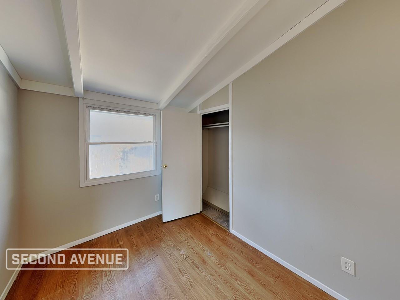 4007 E 45th St - Photo 7 of 20