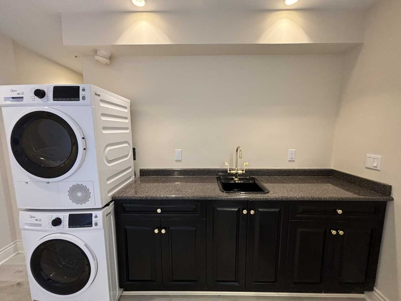 2955 22nd Street - Photo 4 of 9