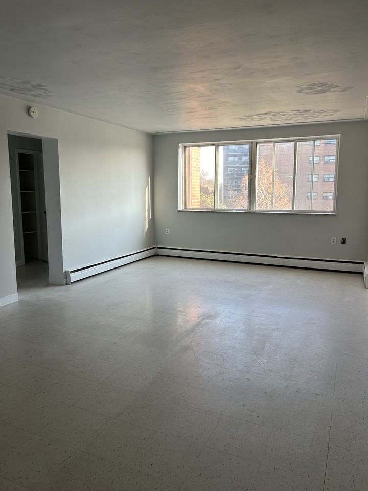 2393 New Street - Photo 5 of 12