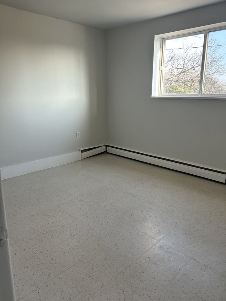 2393 New Street - Photo 7 of 12