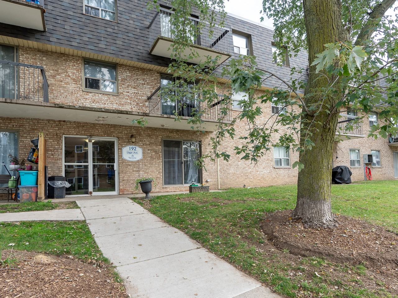 Lisgar Avenue Apartments - Photo 7 of 21