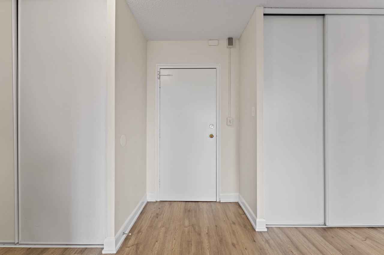 The Cedarview Apartments - Photo 5 of 24