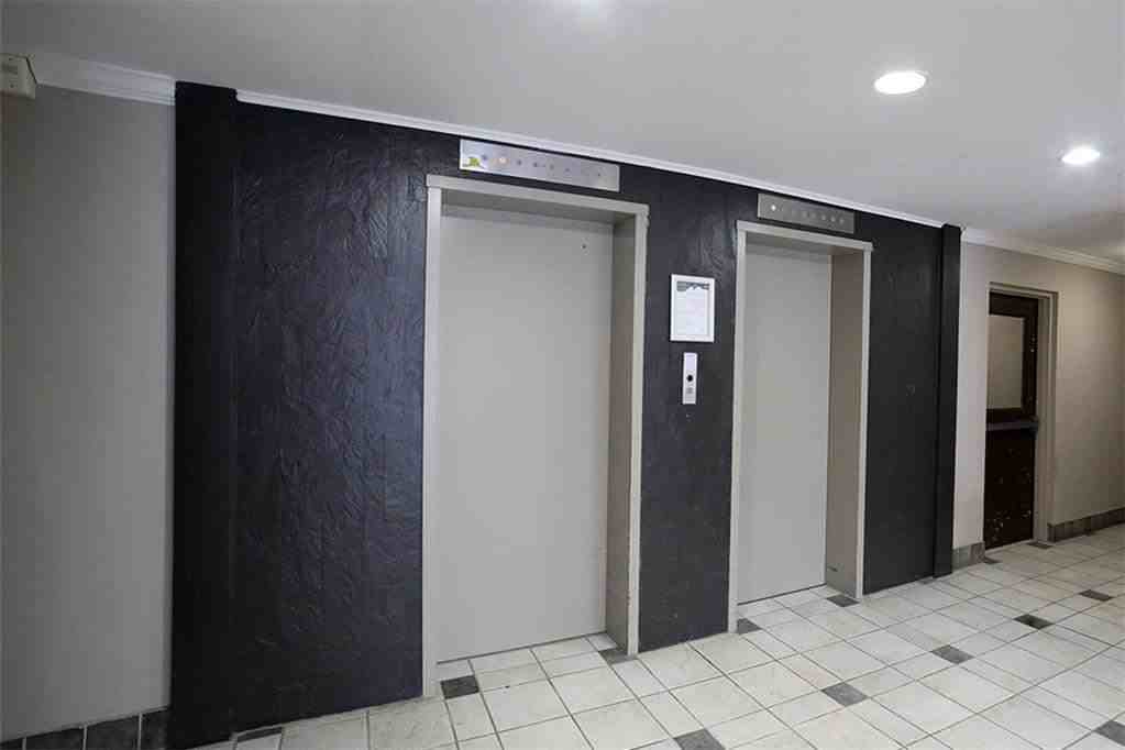 Gemini Towers Apartments - Photo 4 of 15