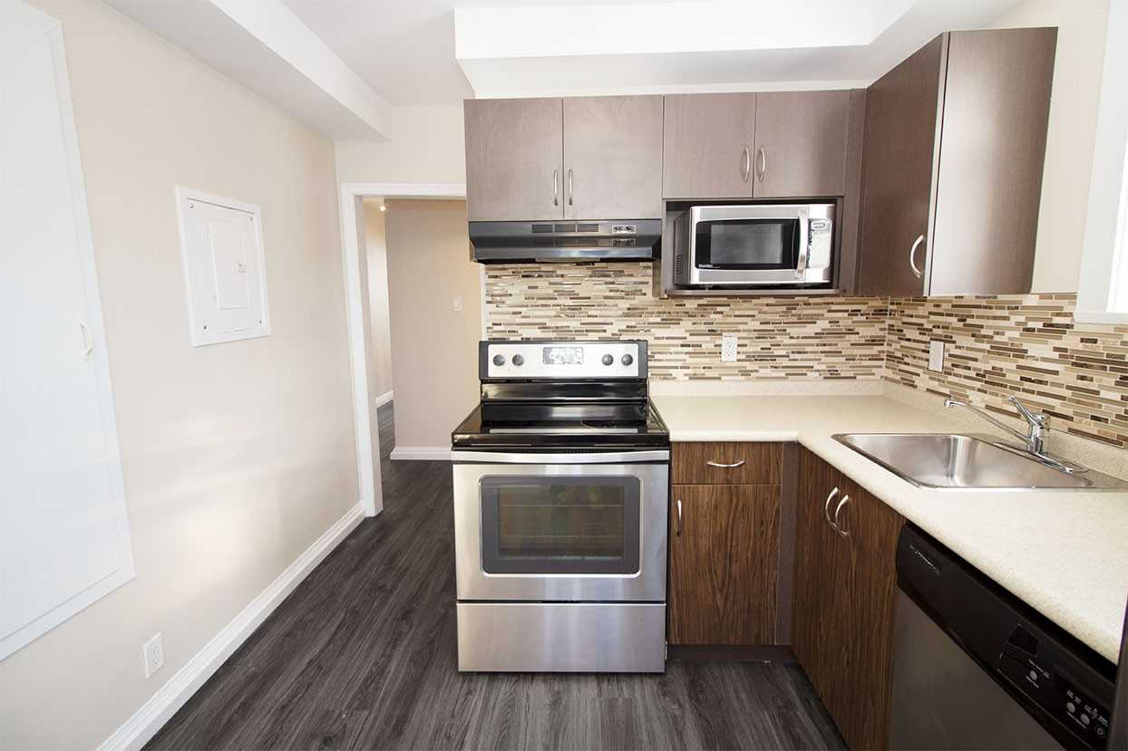 315 Marion Street - Photo 2 of 25