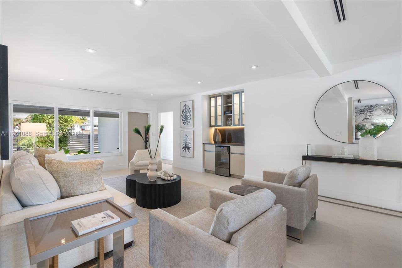 Crespi Blvd & Hawthorne Ave - Photo 6 of 29