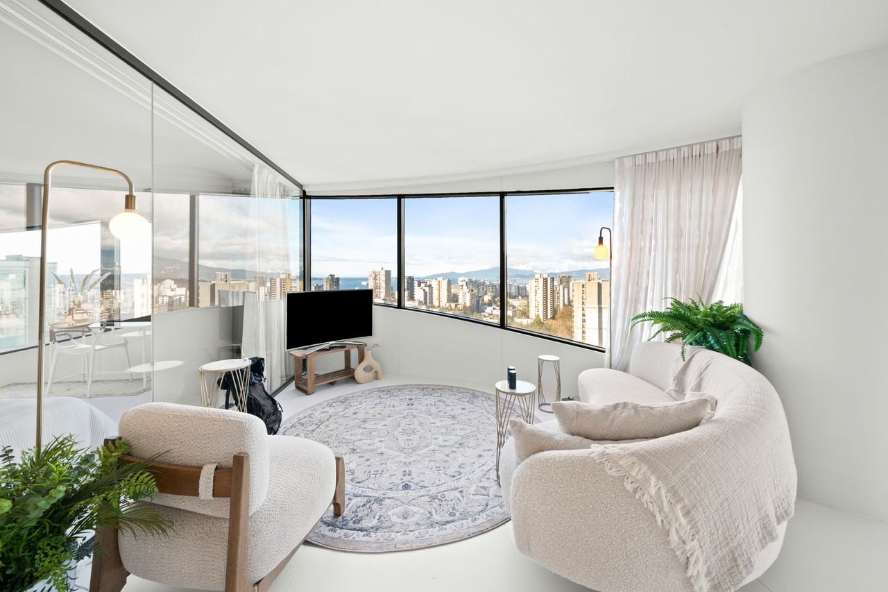 1033 Nelson Street #2106 - Photo 4 of 26